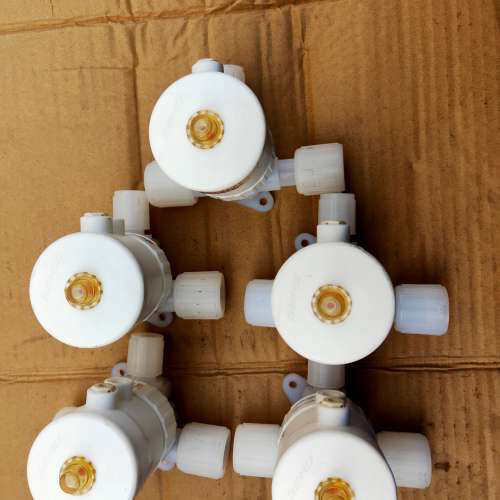 GEMU盖米PFA阀  三通阀  C60  8T  议价