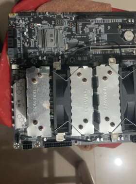 精粤X79-D4双路，带两颗E5-2696V3CPU两颗，带