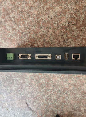 拆机触摸屏：SKP210A功能包好，物品如图，有需要直接拍走