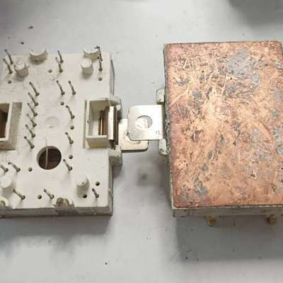 FS10R12YE3       SK70D16    08