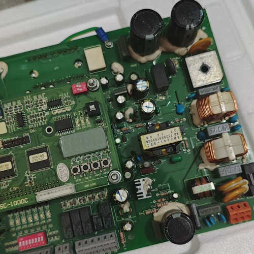 原装日立电梯后铝块sf2-1000型号门机板，成色好，实价