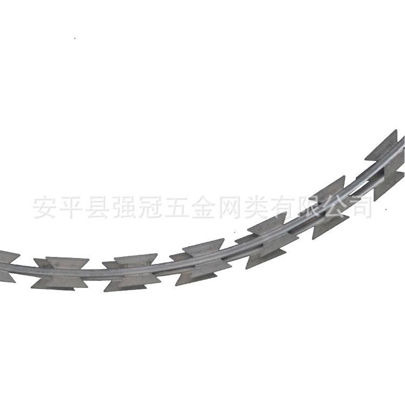 304不锈钢刀片刺绳厂家单位校监HHD狱边学境不锈钢滚刺丝笼带刀