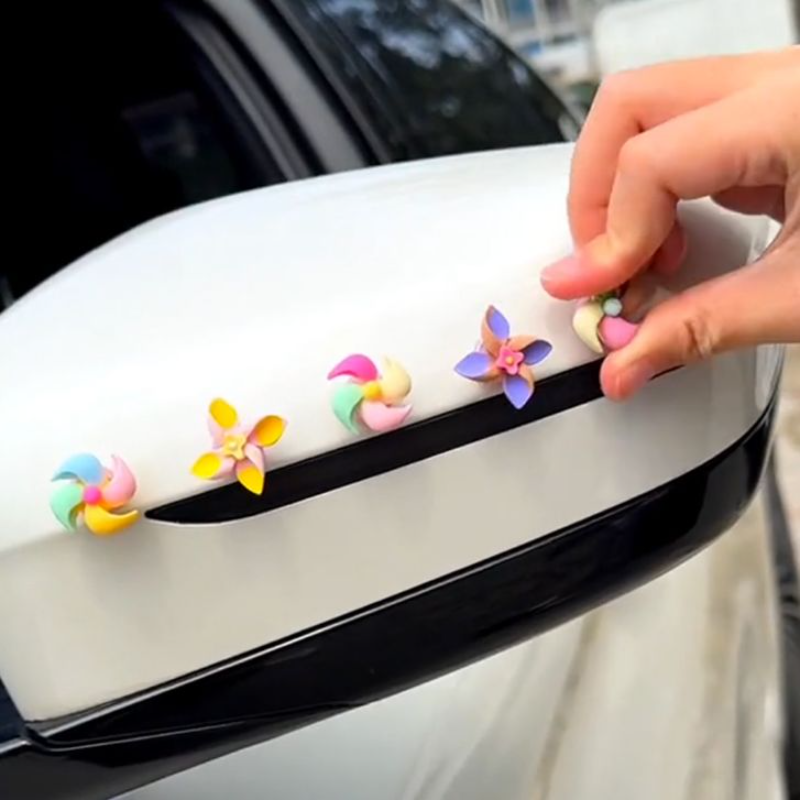 车载小风车摆件汽车后视镜装饰电动车摩托车自行车配饰