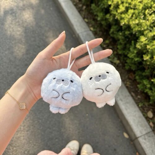 软萌海豹团团毛绒挂件 圆滚滚海豹公仔钥匙扣 星星挂链治愈系包包