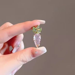 配饰衬衫 胡萝卜胸针女精致简约防走光个性 领口感潮D3