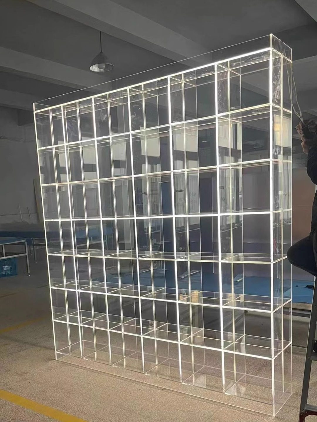 亚克力透明展示柜开放式发光置物架子商场门店落地整装鞋包陈列柜