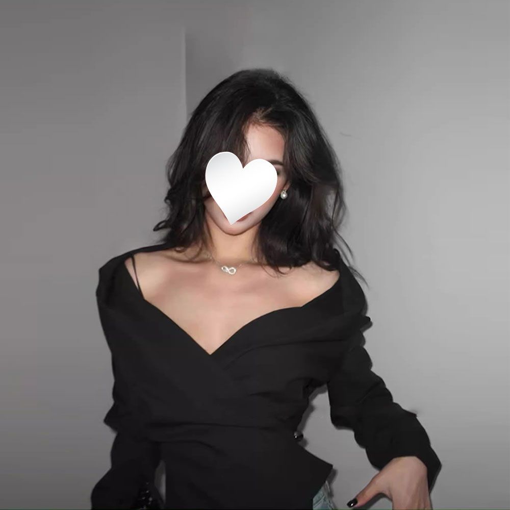 法式高级感露肩西服上衣2