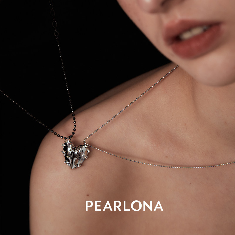 PEARLONA危险花园张予曦同款爱心吸石巴洛克珍珠情侣项链吊坠男女图片