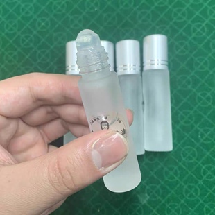 新款万变神油麻将筒子不留痕沾牌表演变换神器鬼手近景魔术变牌邮