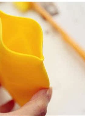 1PC Portable Travel Drinking Cup Silicone Maple Leaf Tooth B