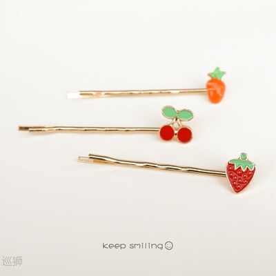 Ins wind simple temperament strawberry clip heist day lovely