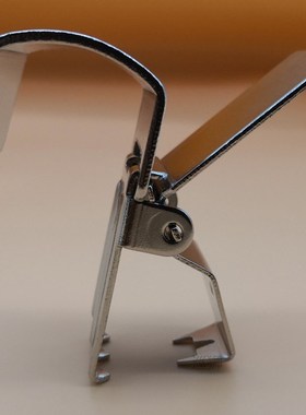 4pc Carpet Metal Clips, Tubular Hook With Clamp Rugs Secured