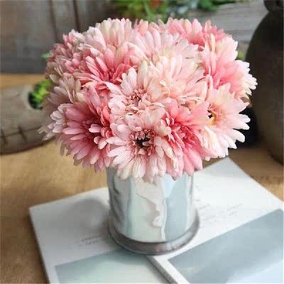 Artificial Flowers Gerbera Flower Gerbera Bouquet Holding
