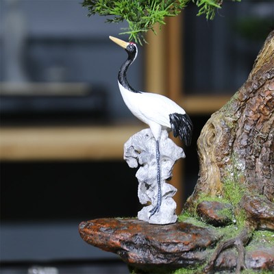 Simulation of small crane furnishing articles rockery