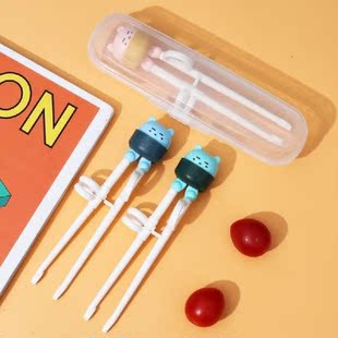 1 Set Reusable Plastic Cute Portable Chopsticks For Kids