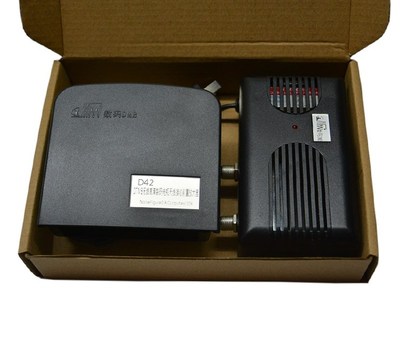 D42 Low Noise Digital DTMB TV Signal Amplifier Gain 42db Ind
