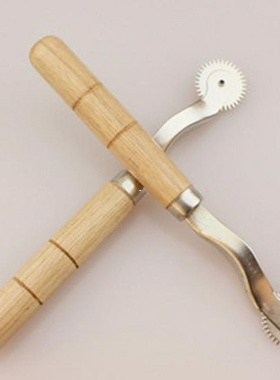 1PC Practical Serrate Edge Pattern Tracer Tracing Wheel Ta