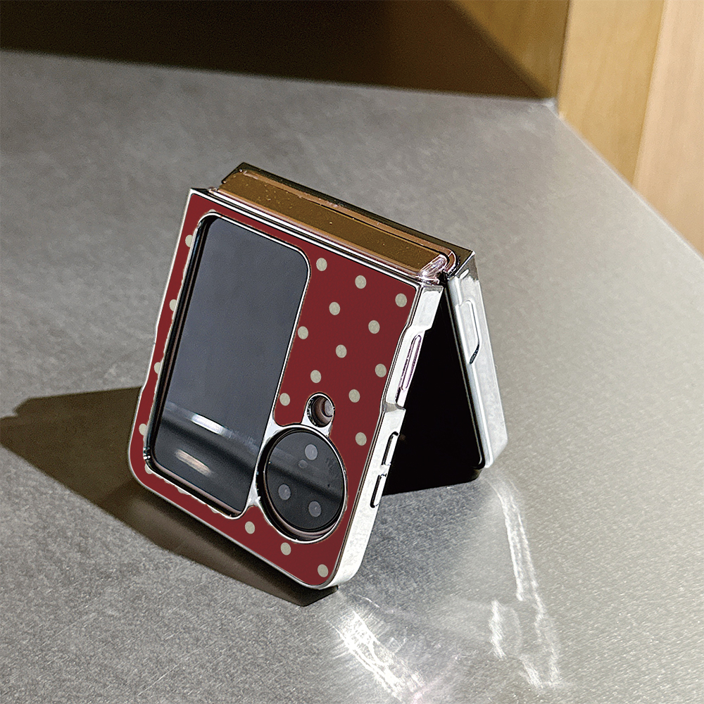 红底波点KT猫皮纹折叠屏手机壳
