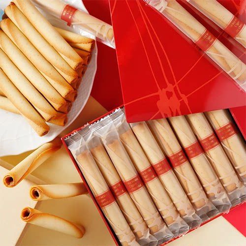 现货保真日本YOKUMOKU手工黄油巧克力夹心蛋卷红色铁盒进口零食