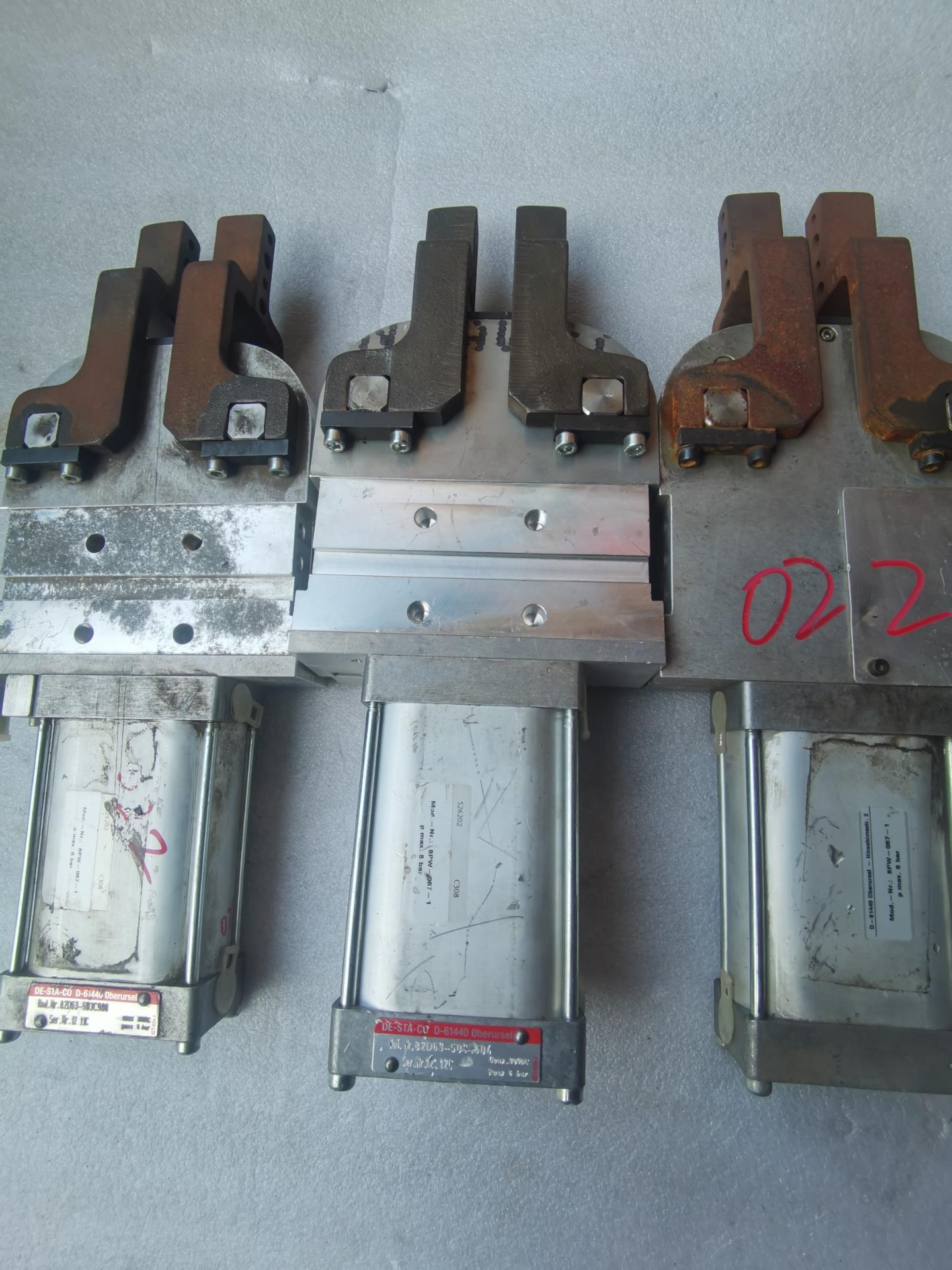 TUNKERS德珂斯气缸全新库存货，物品实图拍摄具体详情如图