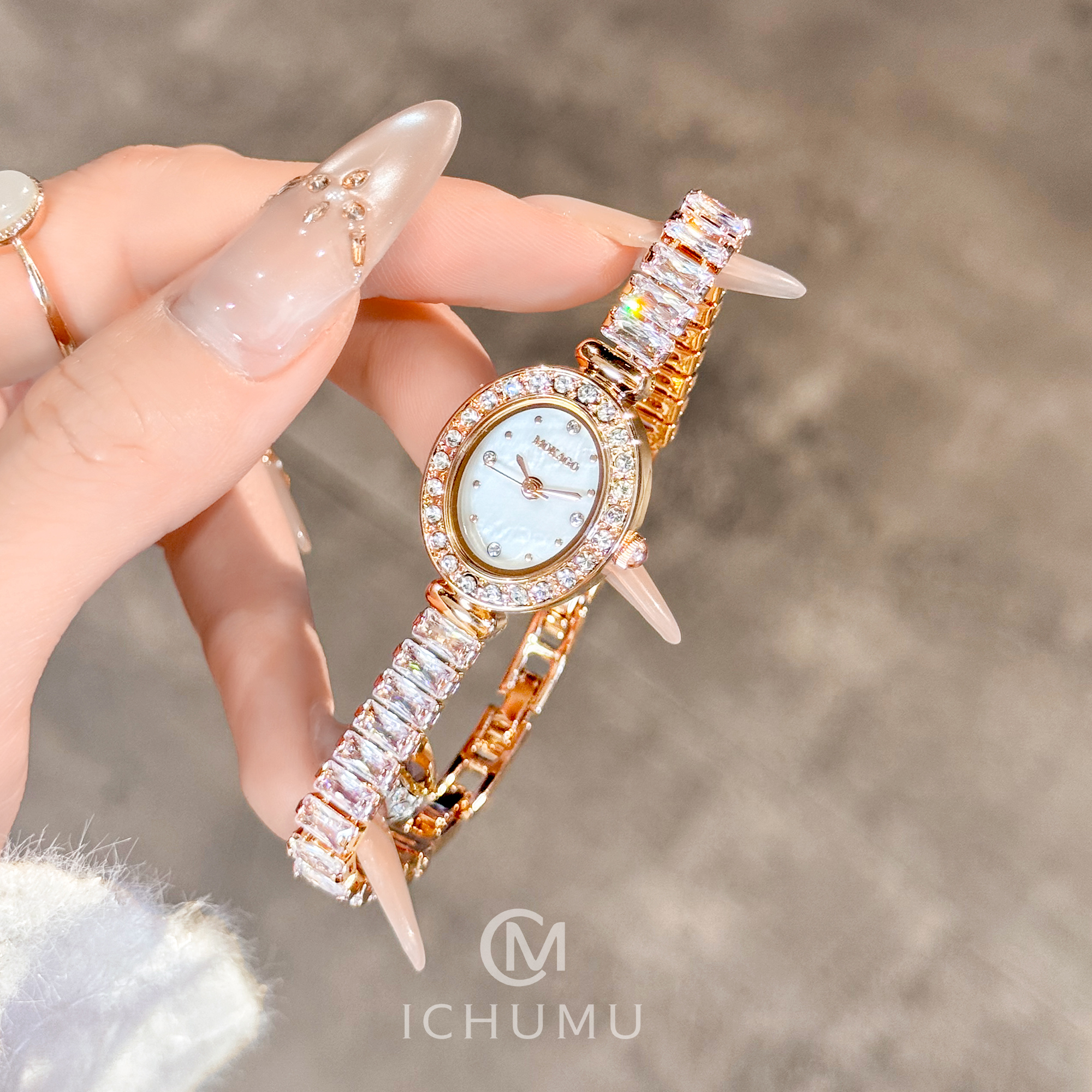 时尚镶钻轻奢时尚小众高级感手表