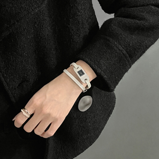 表 简约皮带女式 ICHUMU手表女轻奢小众女士女款 复古女生2026新款