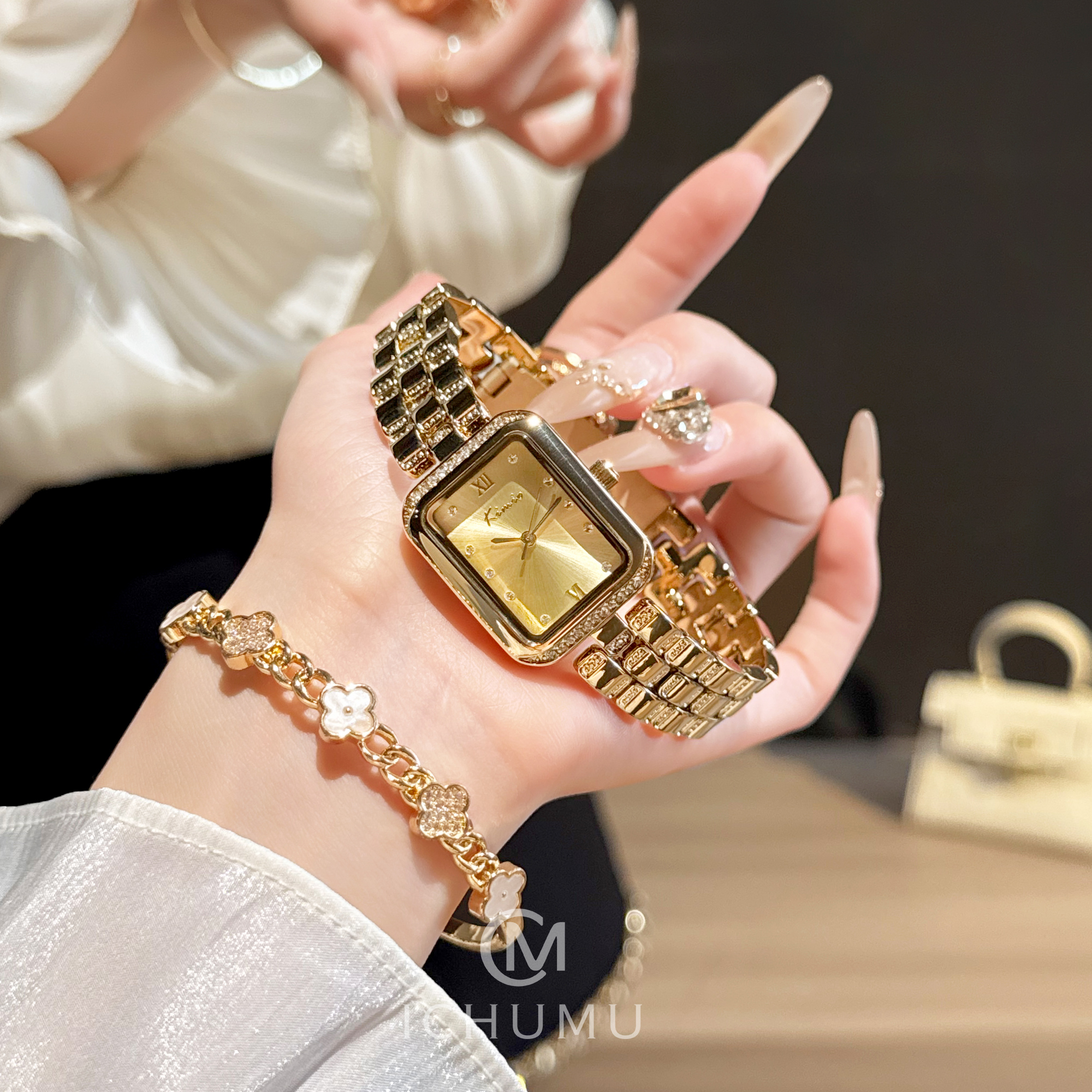 ICHUMU轻奢镶钻钢带女士手表防水