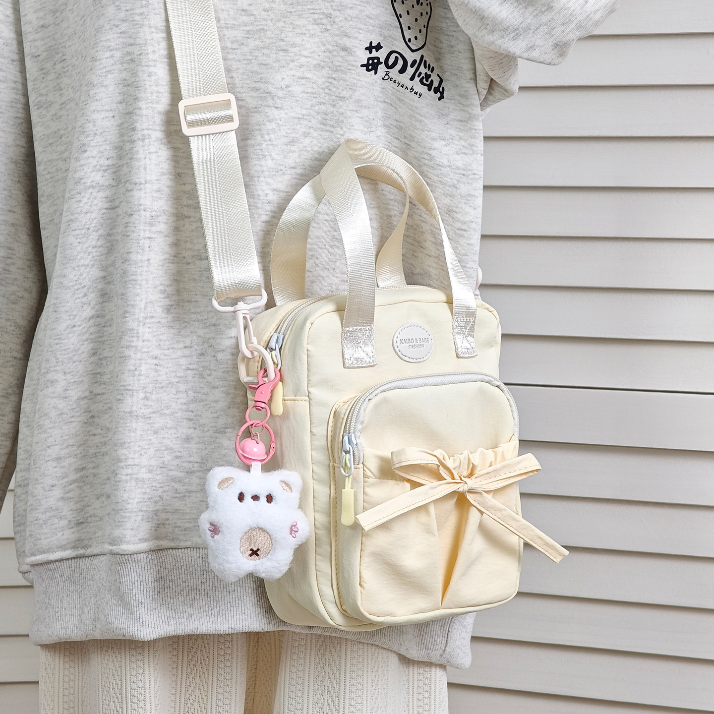 日系ins风小众设计感女通勤轻便挎包小众斜挎包可爱森系少女小包