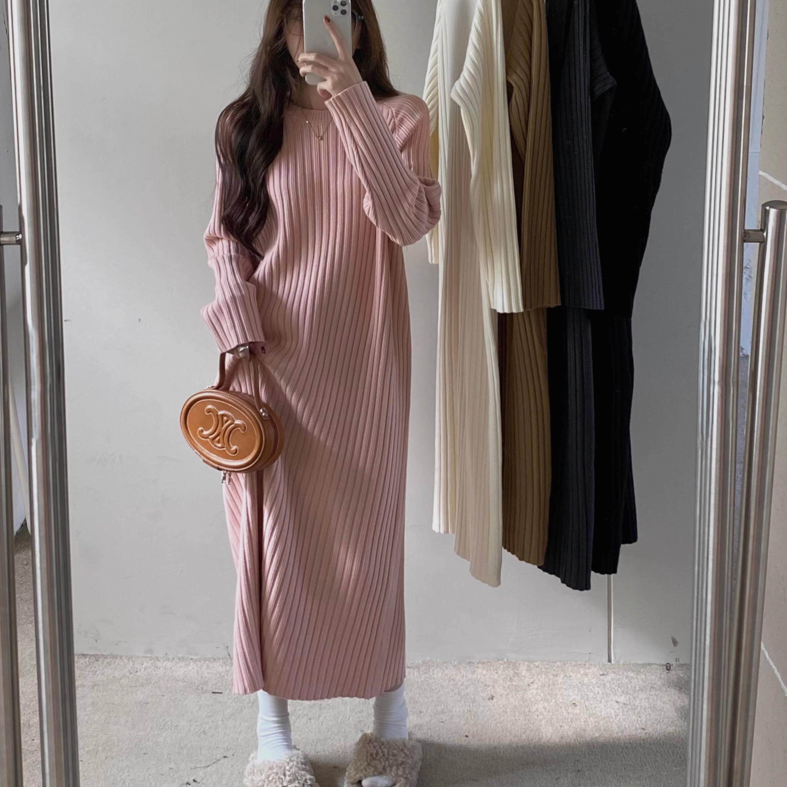 圆领坑条毛衣针织连衣裙女秋季2024新款慵懒粉色宽松内搭打底裙子