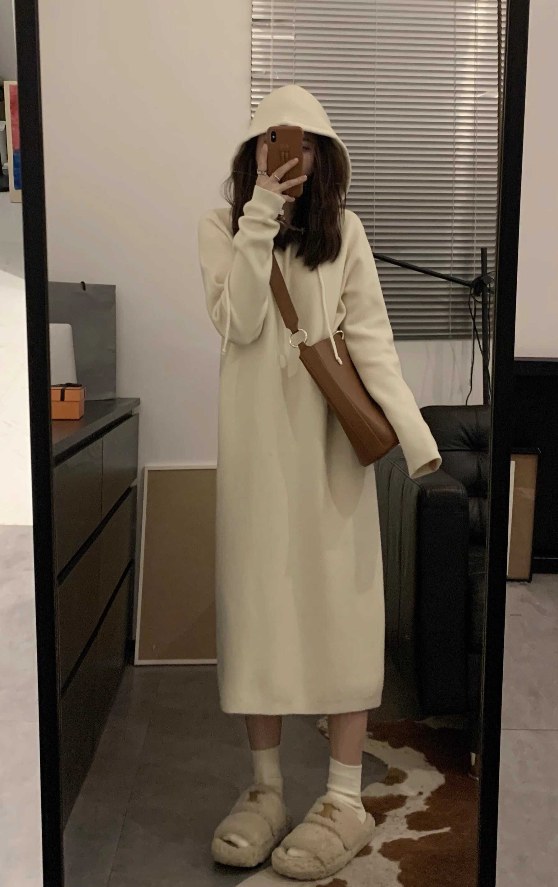 中长款针织连帽连衣裙女宽松2024