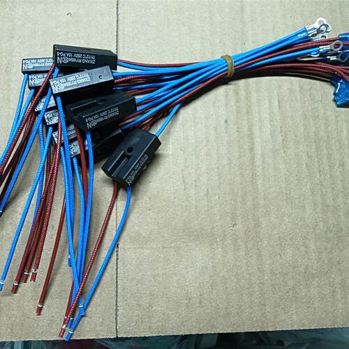 电子压力锅熔断器保险管 RY169 Tf172度 4线