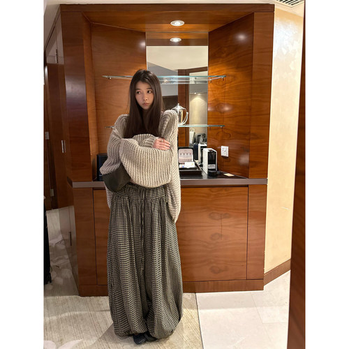 松弛调30麻时髦穿搭花苞灯笼裤女