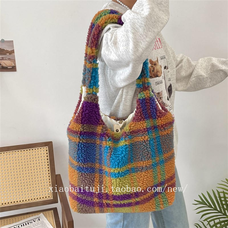 小白兔几 秋冬新款毛绒单肩包复古豹纹通勤帆R布包学生休闲背心包