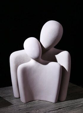 创意抽象人物摆件电视o柜酒柜玄关情侣拥抱简约艺术装饰品结婚礼