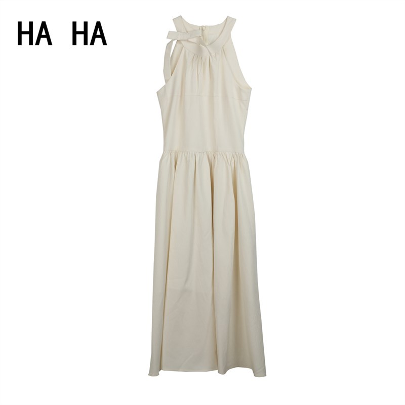 HAHA杏色法式气质高级感赫本风挂脖系带连衣裙夏季新款度假风长裙