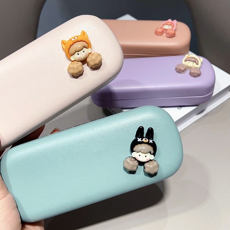 可爱超萌框架f眼镜盒少女级感便携抗压小清新墨镜盒收纳盒