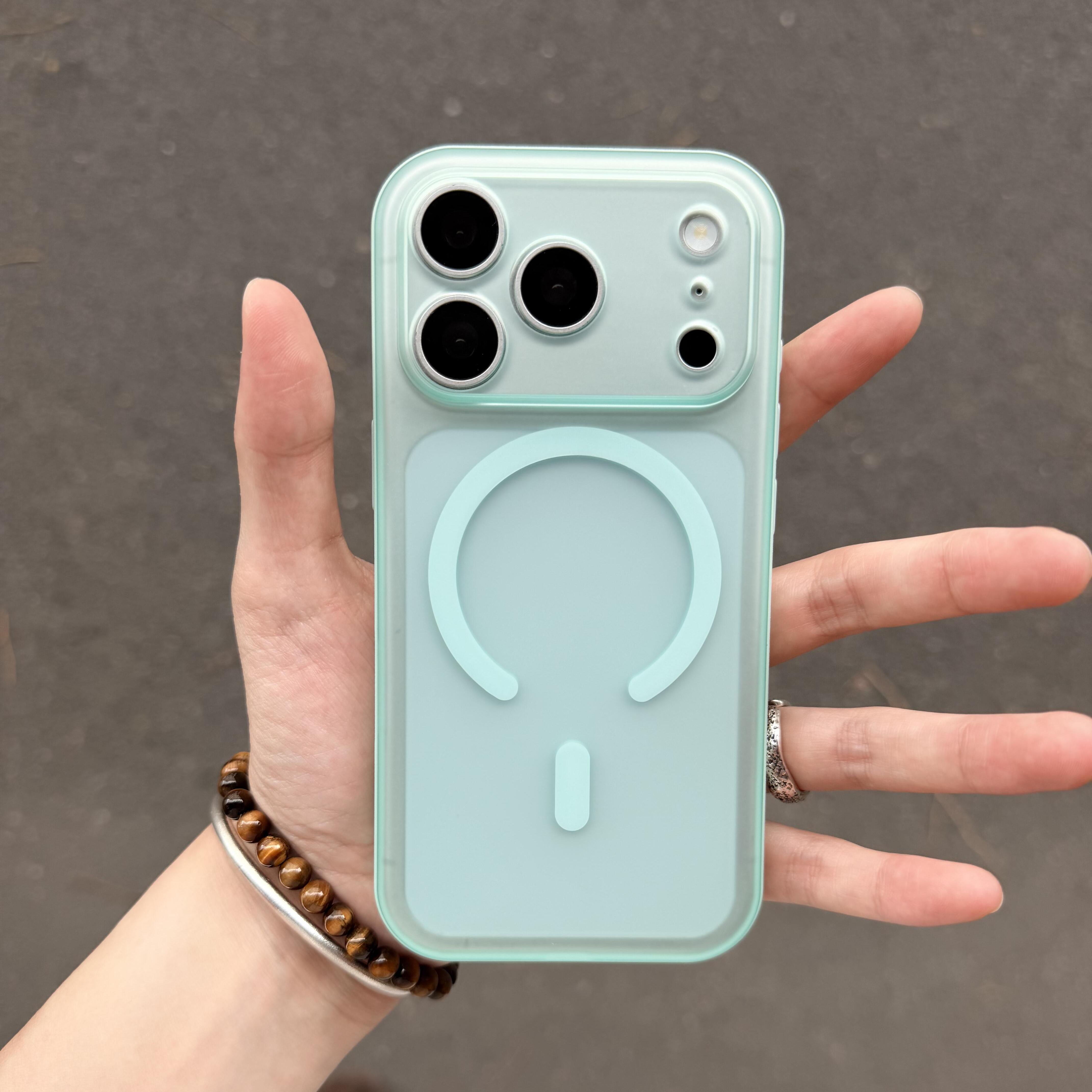 薄荷绿透色高品质简盾超强磁吸适用苹果17promax手机壳新款iphone16pro智能Ai按键17pro高级感16pro全包防摔
