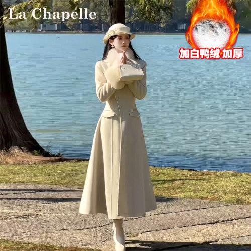 LaChapelle/拉夏贝尔2025年冬季时尚收腰显瘦洋气减龄羽绒服10726