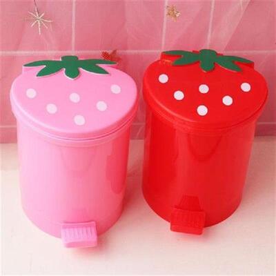 Desktop Trash Can with Lid Cute Strawberry Shaped Waste