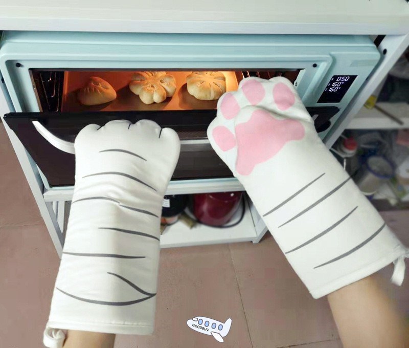 Adorable 3D Cartoon Cat Paws Oven Mitts Long Cotton Baking I
