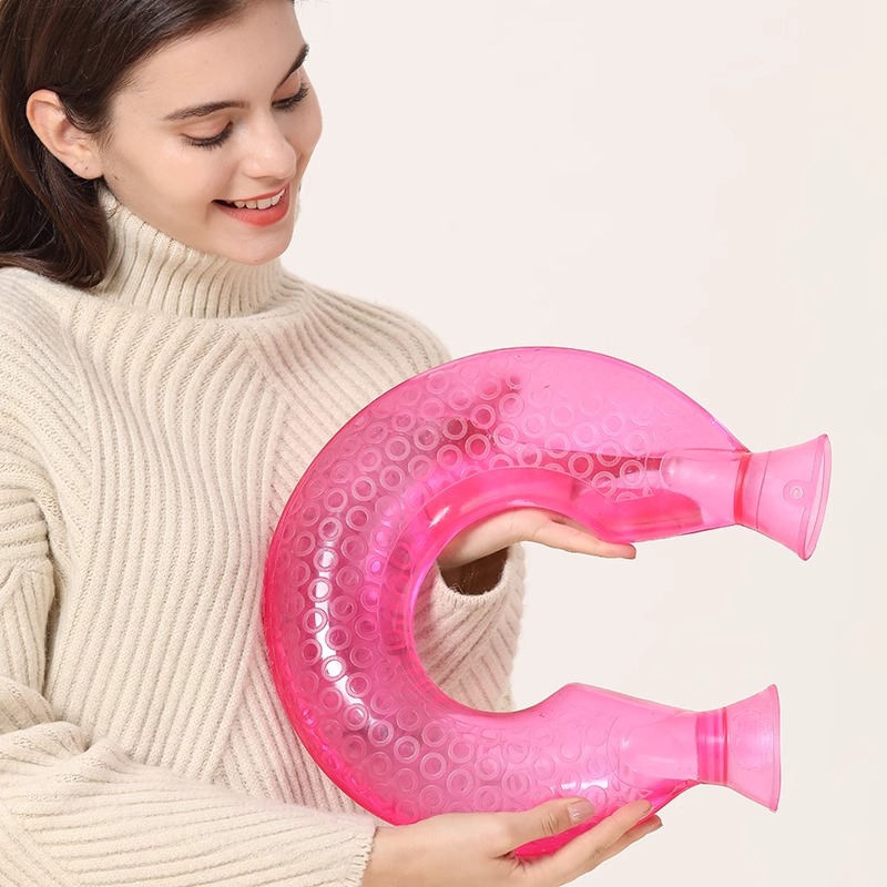 新款热水袋女生敷肚子注水热水袋高密度PVC注水热水袋