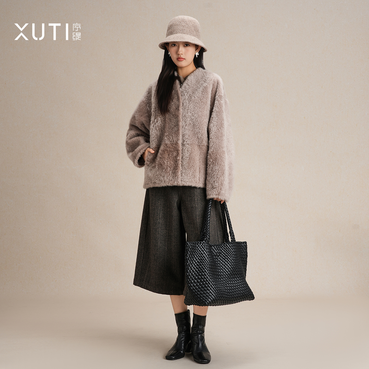 100%拉贡皮毛一体奢侈品皮草外套