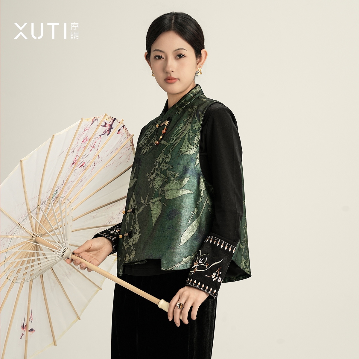 序缇质造秋季新款复古国风新中式女装绵羊皮上衣马甲H270-20095