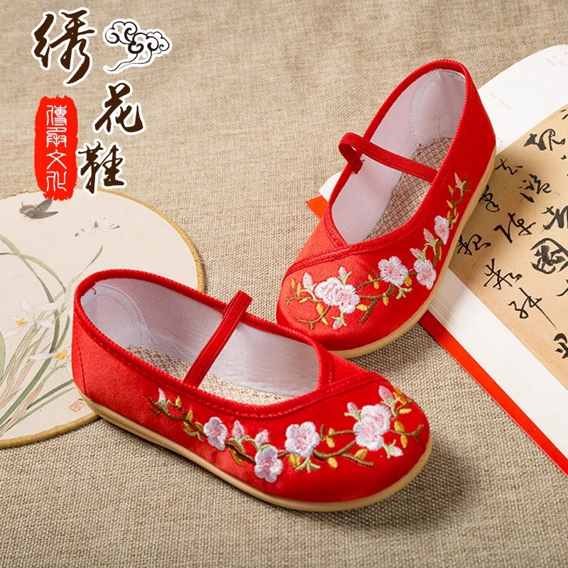儿童汉服鞋女童舞蹈鞋老北京布鞋