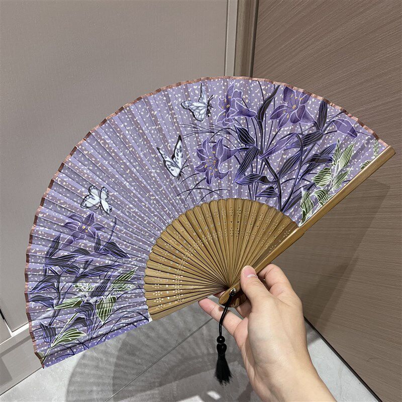 真丝折扇女复f古丝绸走秀折扇汉服礼品折叠扇子古典舞蹈中国风扇