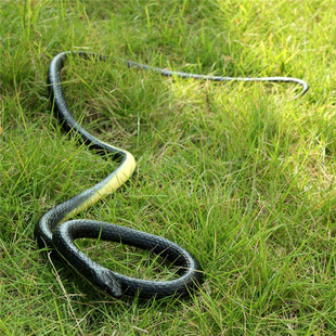 Soft Rubber Toy 80cm Snake Safari Garden Props Joke Prank Gi