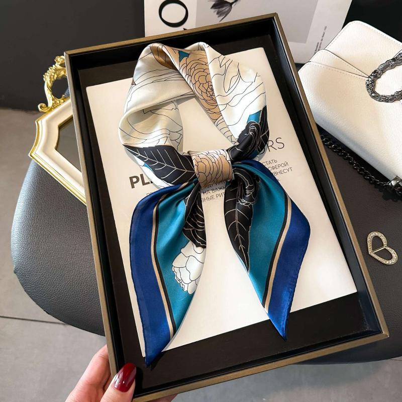 新款法式高级感丝巾春秋夏时尚百搭装饰仿真丝小方巾职业穿搭领巾