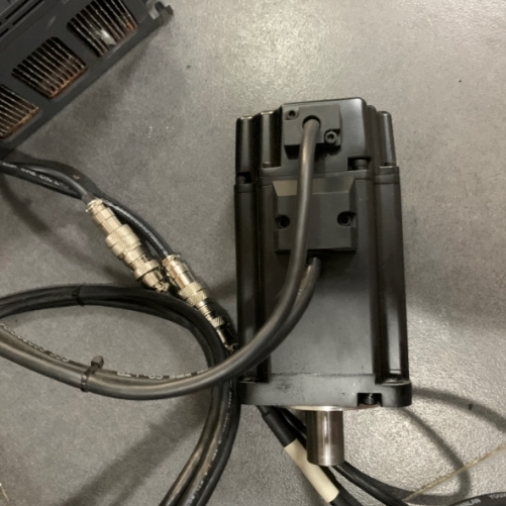 议价维修INVT英威腾伺服马达 SV-ML08-0R7G-2-9A0-1000 卡死磨损