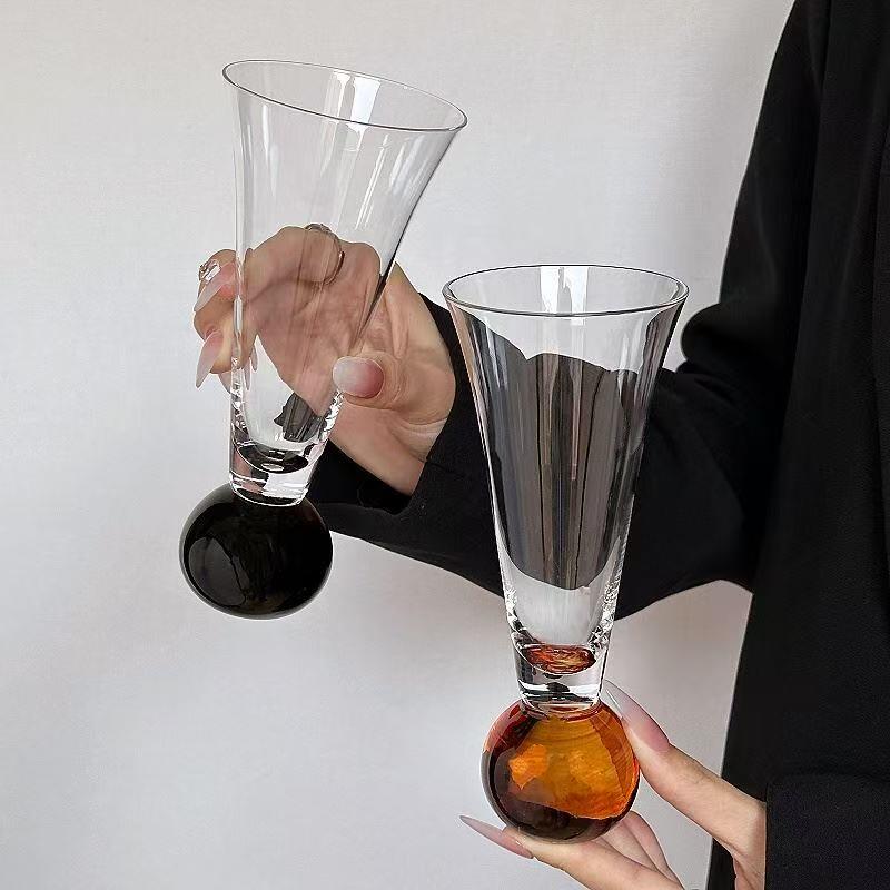 高颜值轻奢小众玻璃鸡尾酒杯子图片