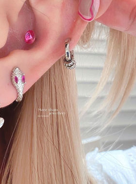 辣妹百搭粉钻绿眼灵蛇耳扣小众设计感耳圈拧螺丝耳骨钉甜酷耳蜗钉